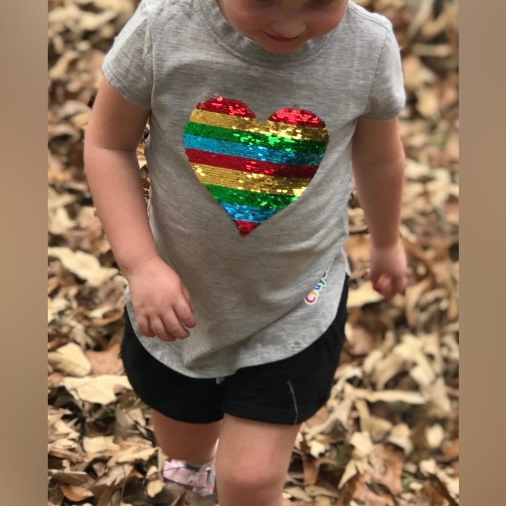 5 for $20-Crayola Flip-Sequin Heart short-sleeved tee-Size 4 (XS)-EUC